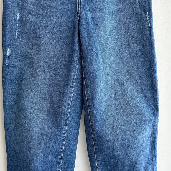 Banana Republic High-Rise Medium Wash Straight Jeans, Size 6/28 - Picture 3 of 16